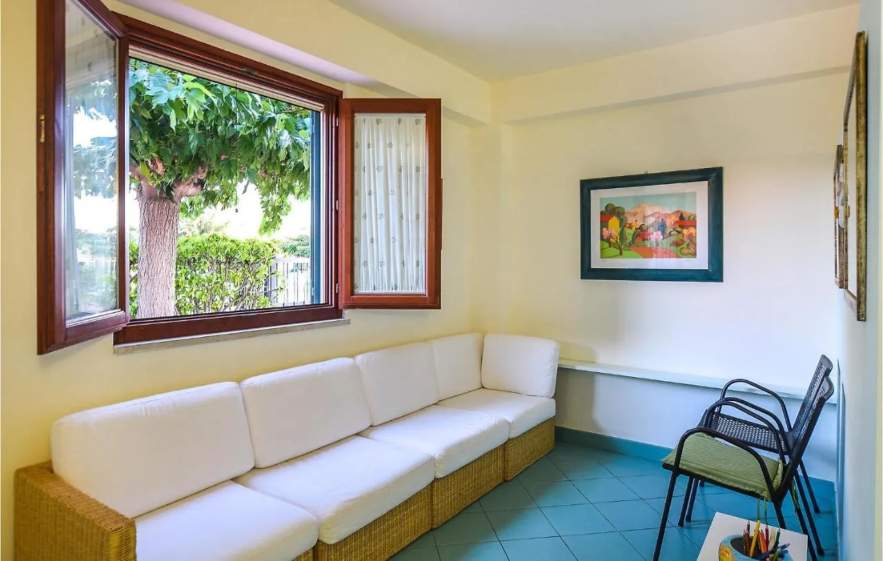Nice Home In Marina Di Modica With Wifi Holiday home